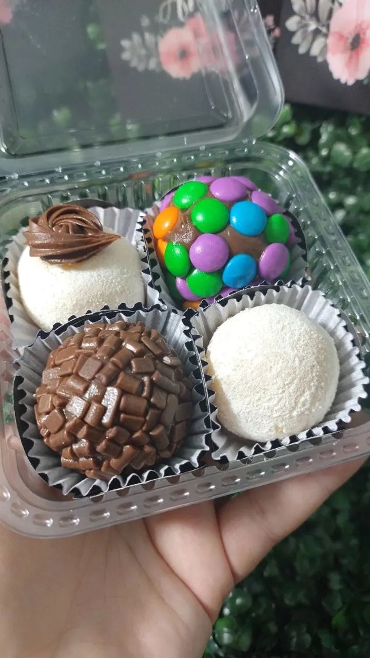 Caixa de doces finos gourmet