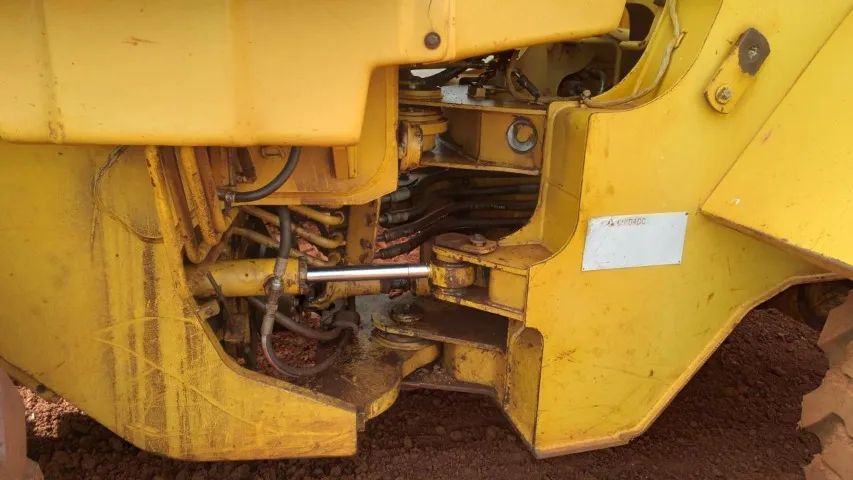 PA CARREGADEIRA CATERPILLAR 1998 - Foto 2