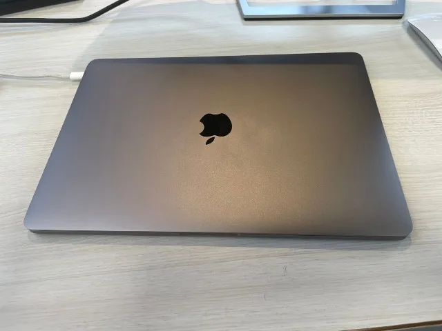 Macbook Pro Retina - SSD 512 e 16GB Ram (Space Grey)