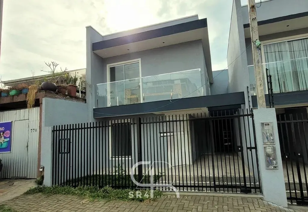 Sobrado com 2 quartos Campo Comprido Curitiba