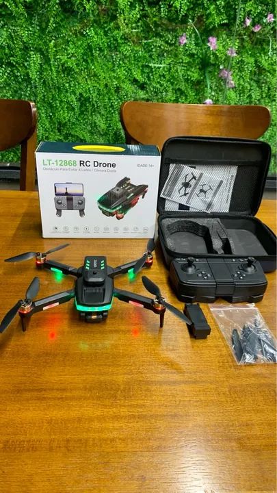 Drone LT 12868 - Câmera HD, Dobrável e Fácil de Pilotar!