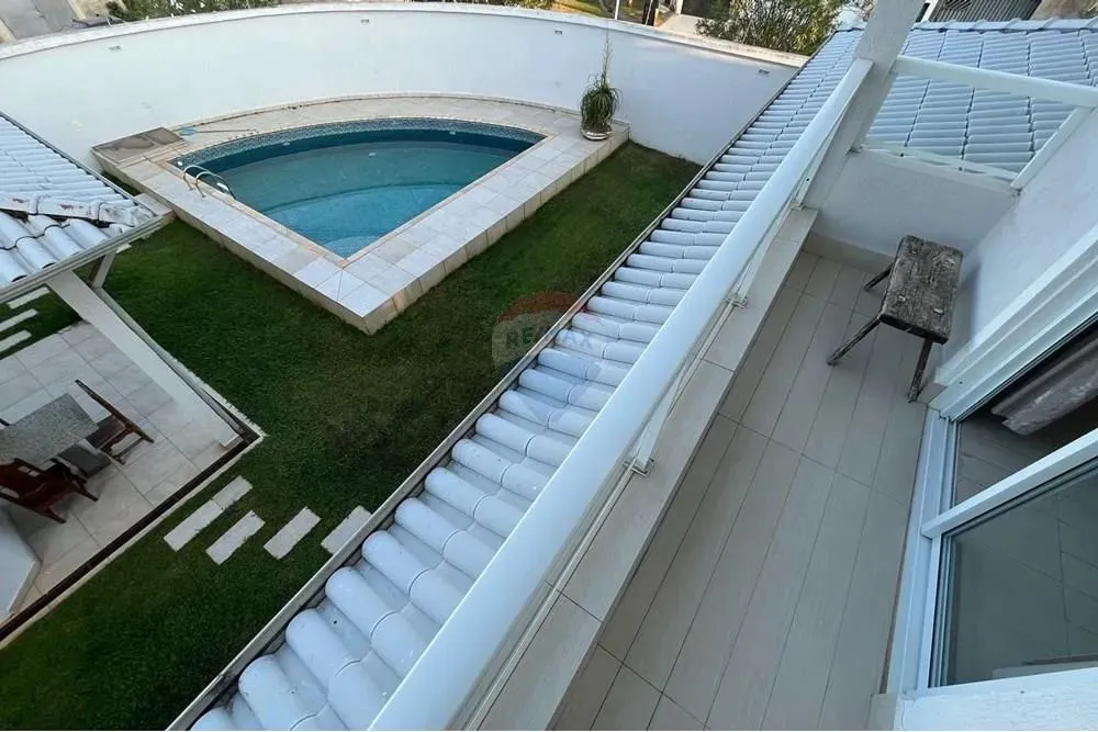 Casa à Venda na Enseada - Guarujá - SP.