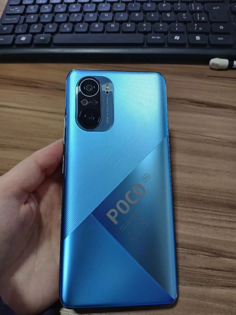 POCO F3 usado 256GB, ótimo estado