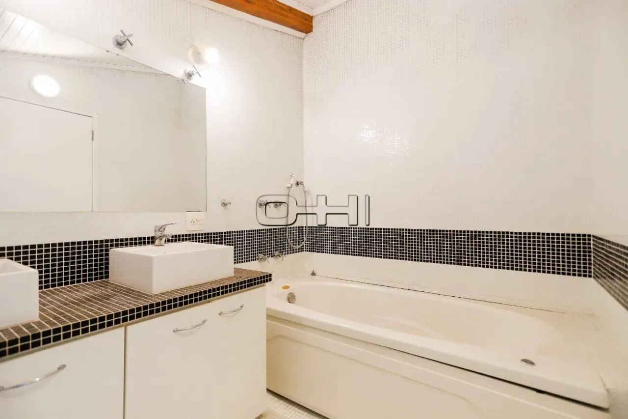 Venda Casa 3 Dormitórios - 472 m² Sumaré - Foto 7