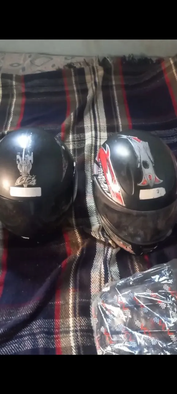 Capacetes de Moto - Par