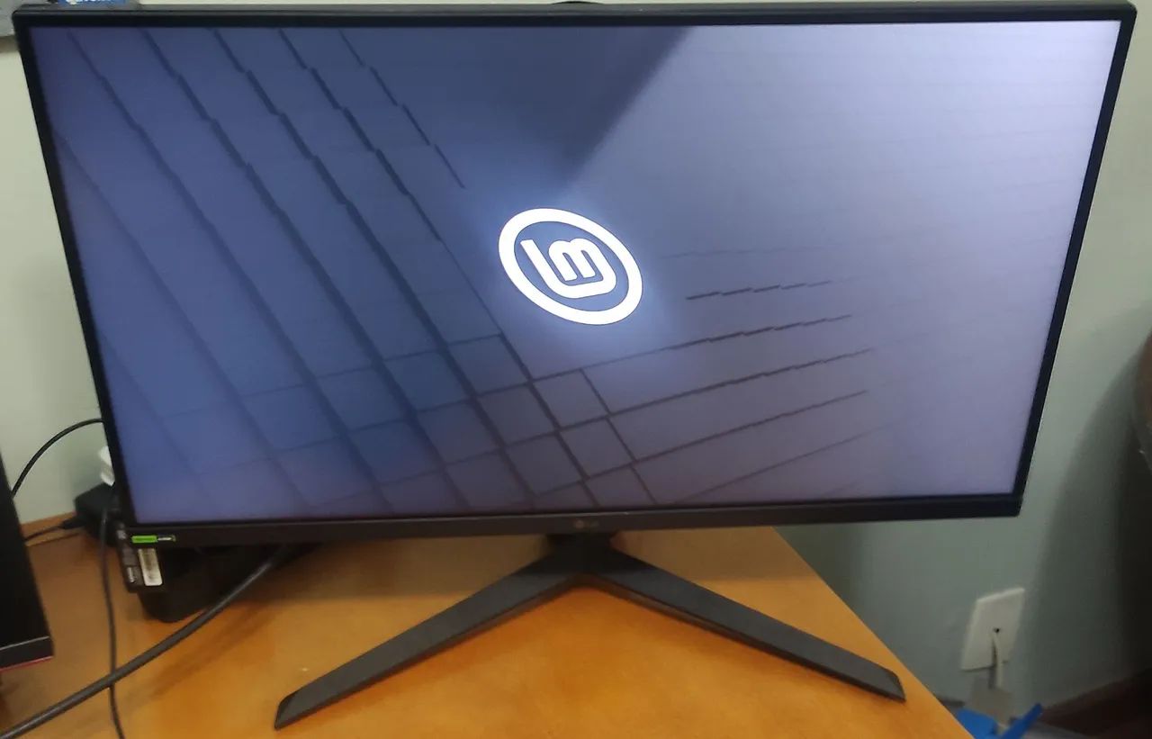 Monitor Gamer LG FHD 144hz IPS com Freesync e G-sync - modelo 27GN65R-B - Foto 3