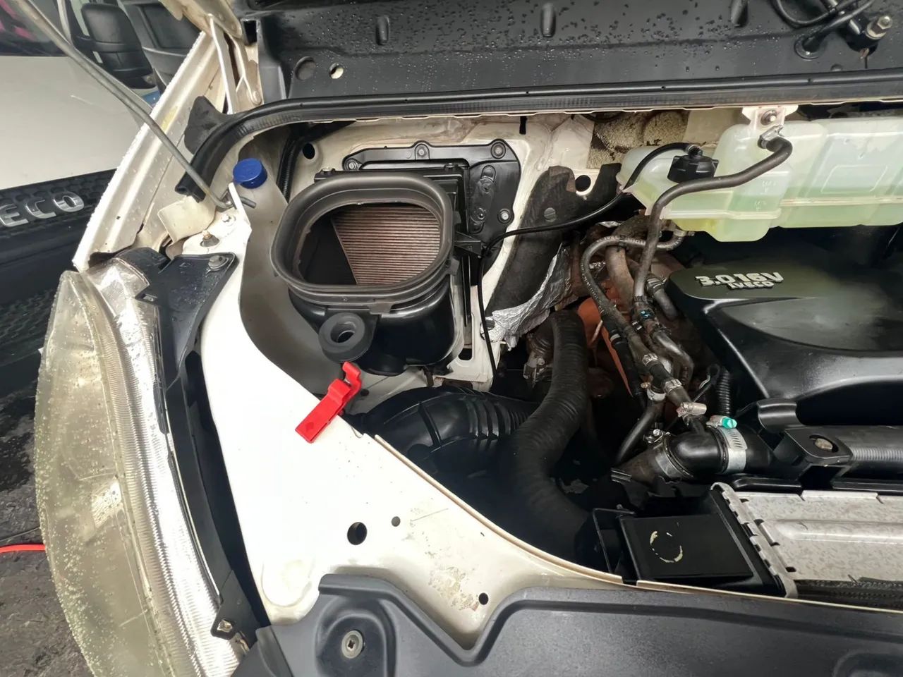 Iveco Daily 35s14 2011 novíssima  - Foto 14