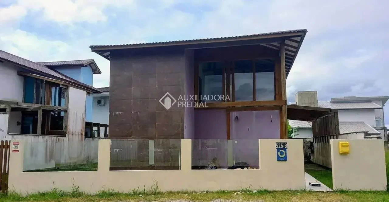 Casa para alugar com 3 dormitórios, individual no terreno, no loteamento Portal ro Ribeirã