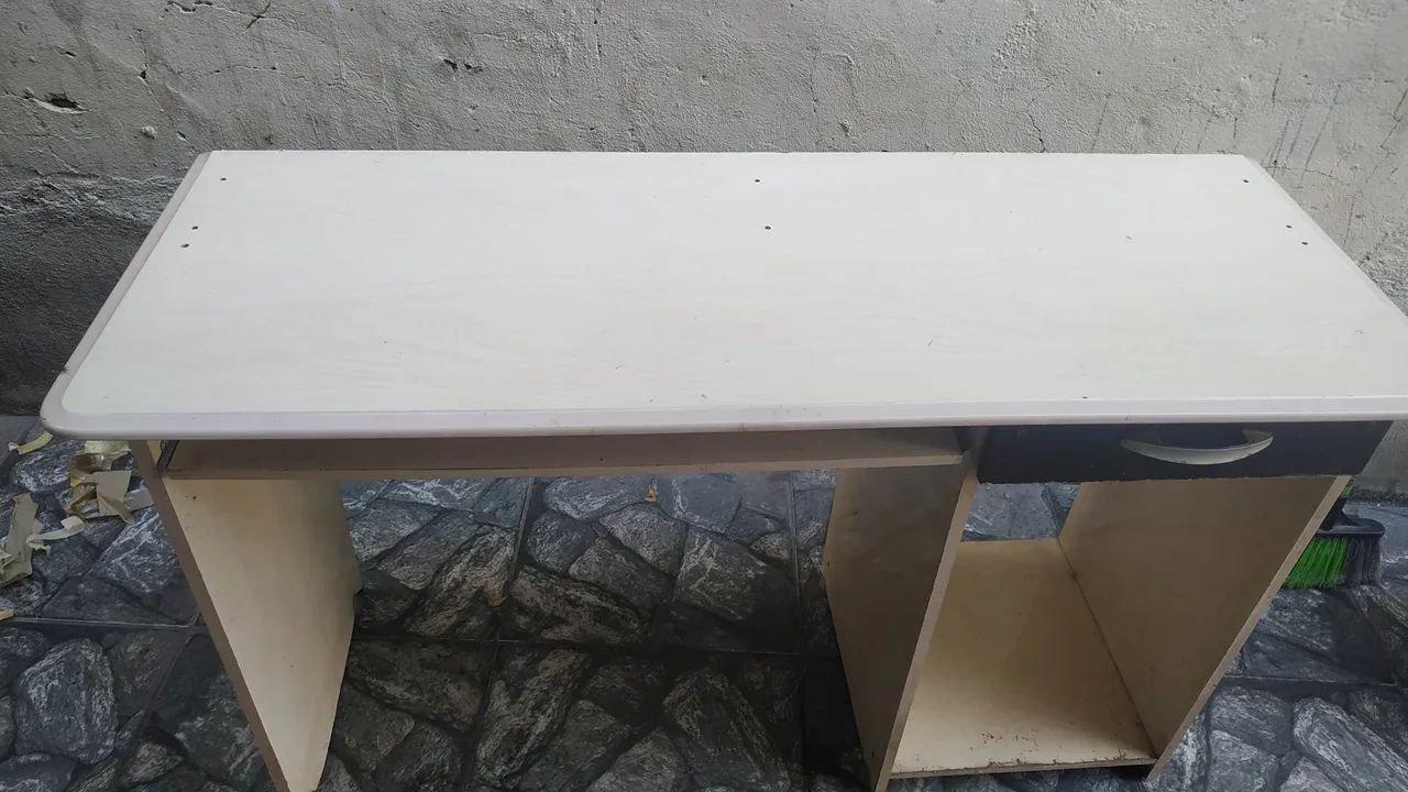 Mesa de computador 64316479213441122