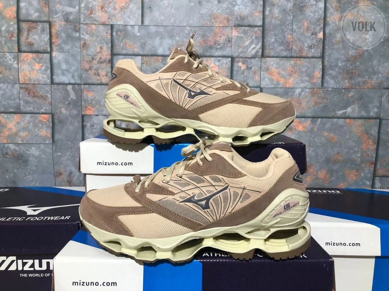 Tênis Mizuno Wave pro 13 R$125