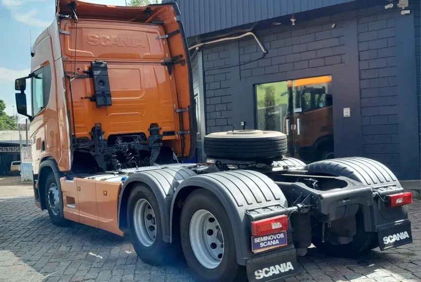 SCANIA R450 A6X2 2022/2023 - SAIA LATERAL, DEFLETORES, PNEUS NOVOS IMPORTADOS, ADAS - Foto 4