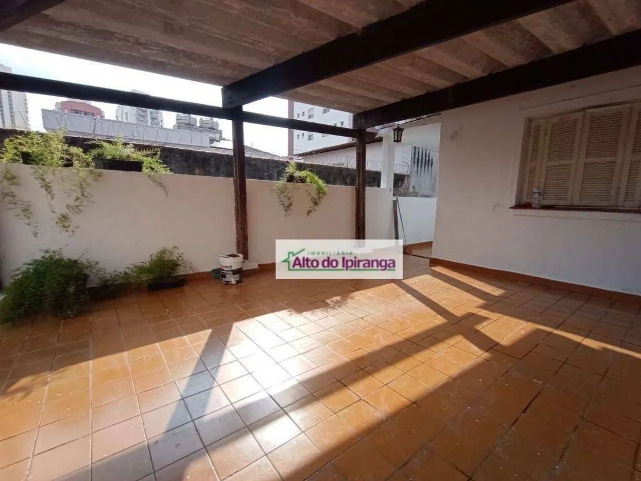 Casa com 4 dormitórios para alugar, 420 m² por R$ 3.500,00/mês - Vila Gumercindo - São Pau