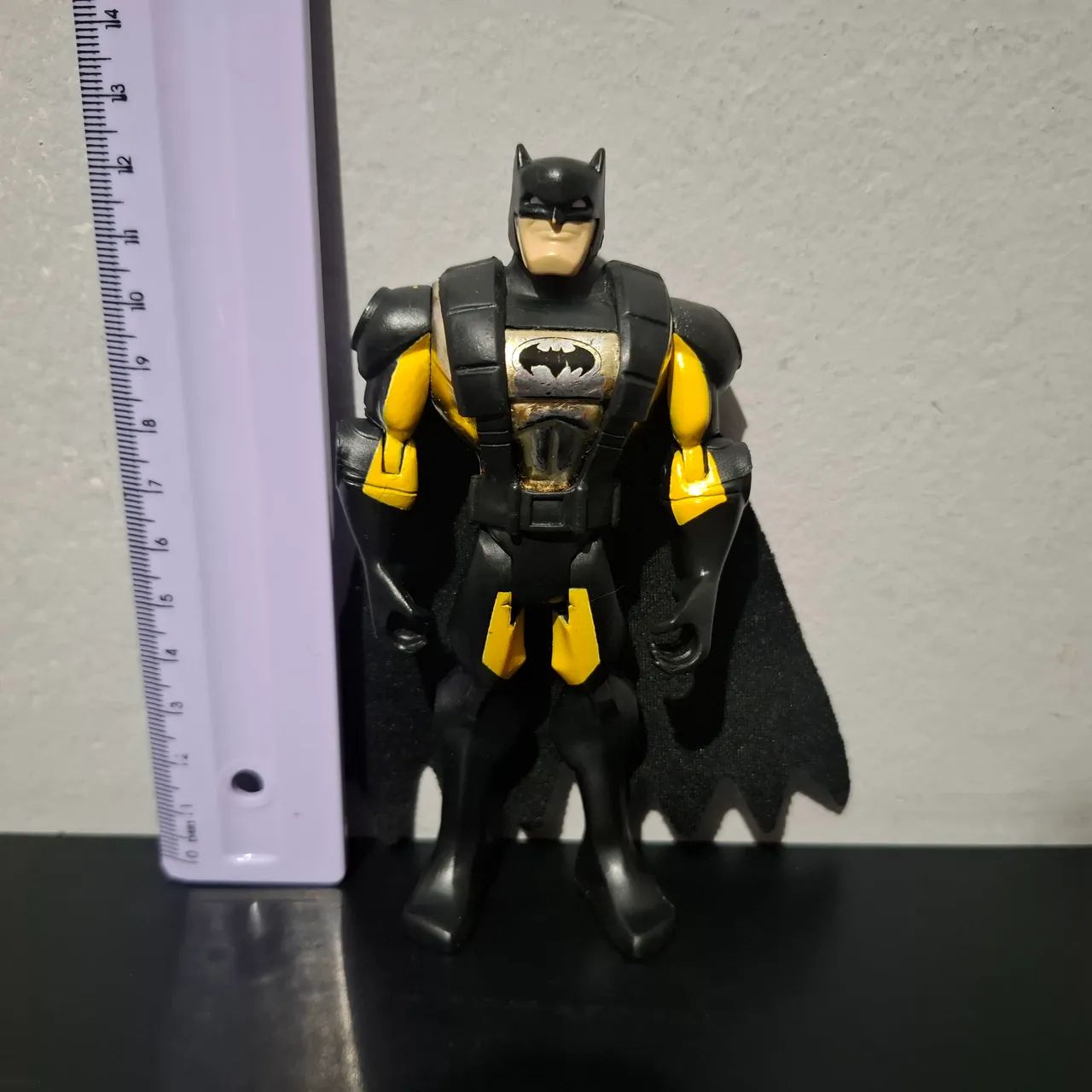 Boneco Batman Brave & the Bold Electro Shield 2009 - Foto 4
