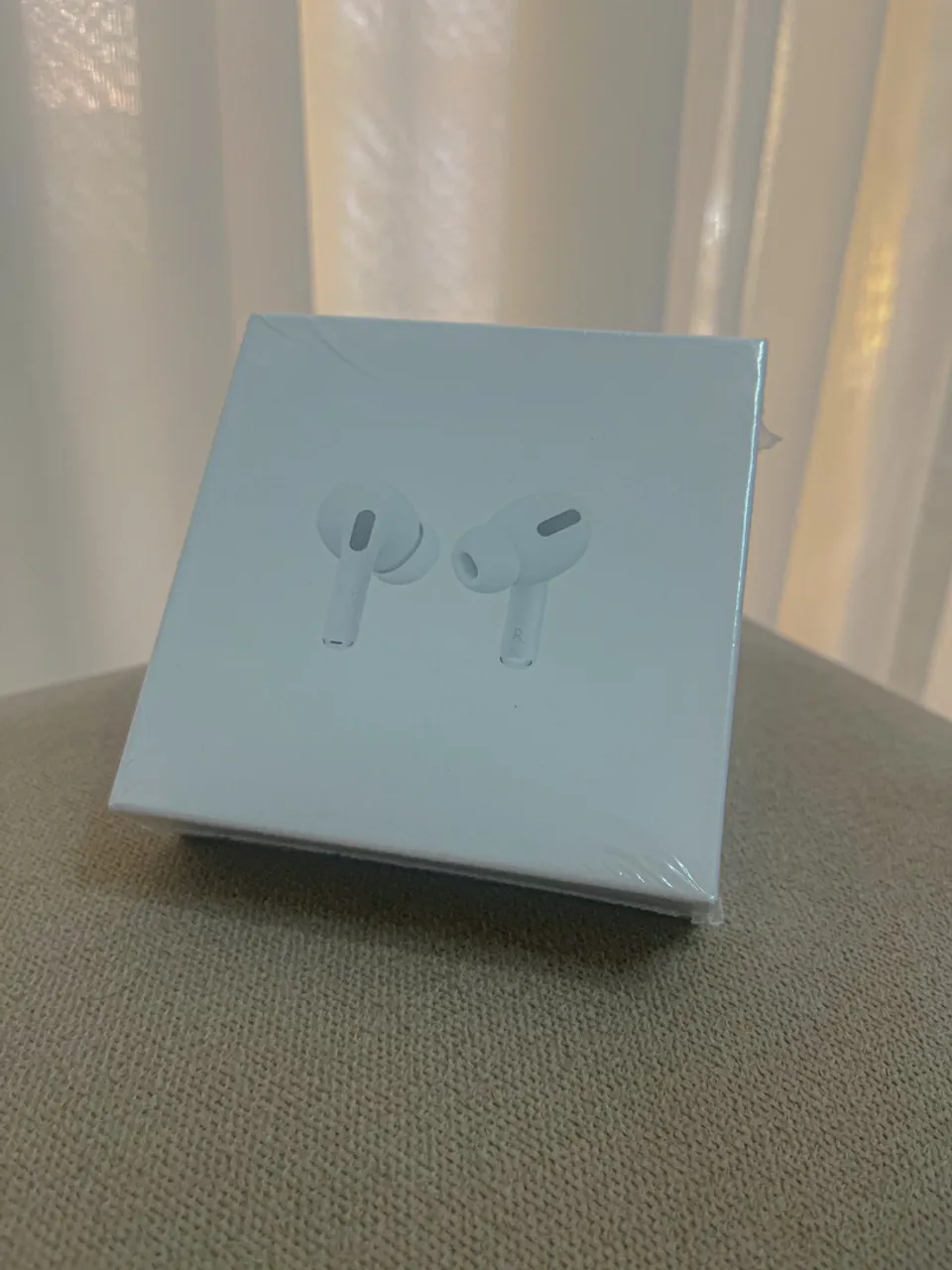 AirPods Pro - Novo na Caixa