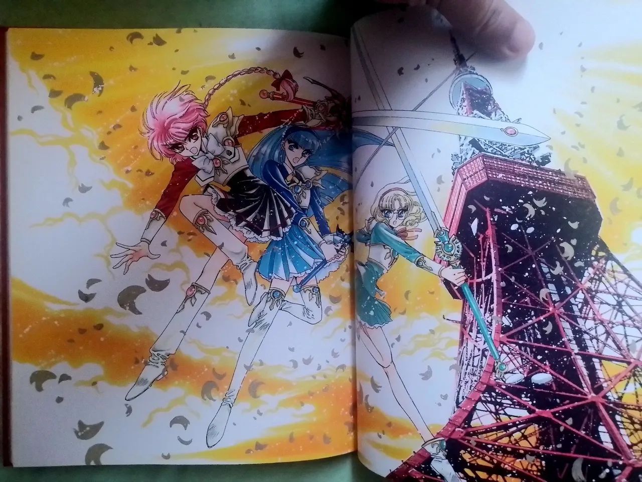 Artbook Guerreiras Mágicas de Rayearth 2 de 1996 original japonês - Foto 2