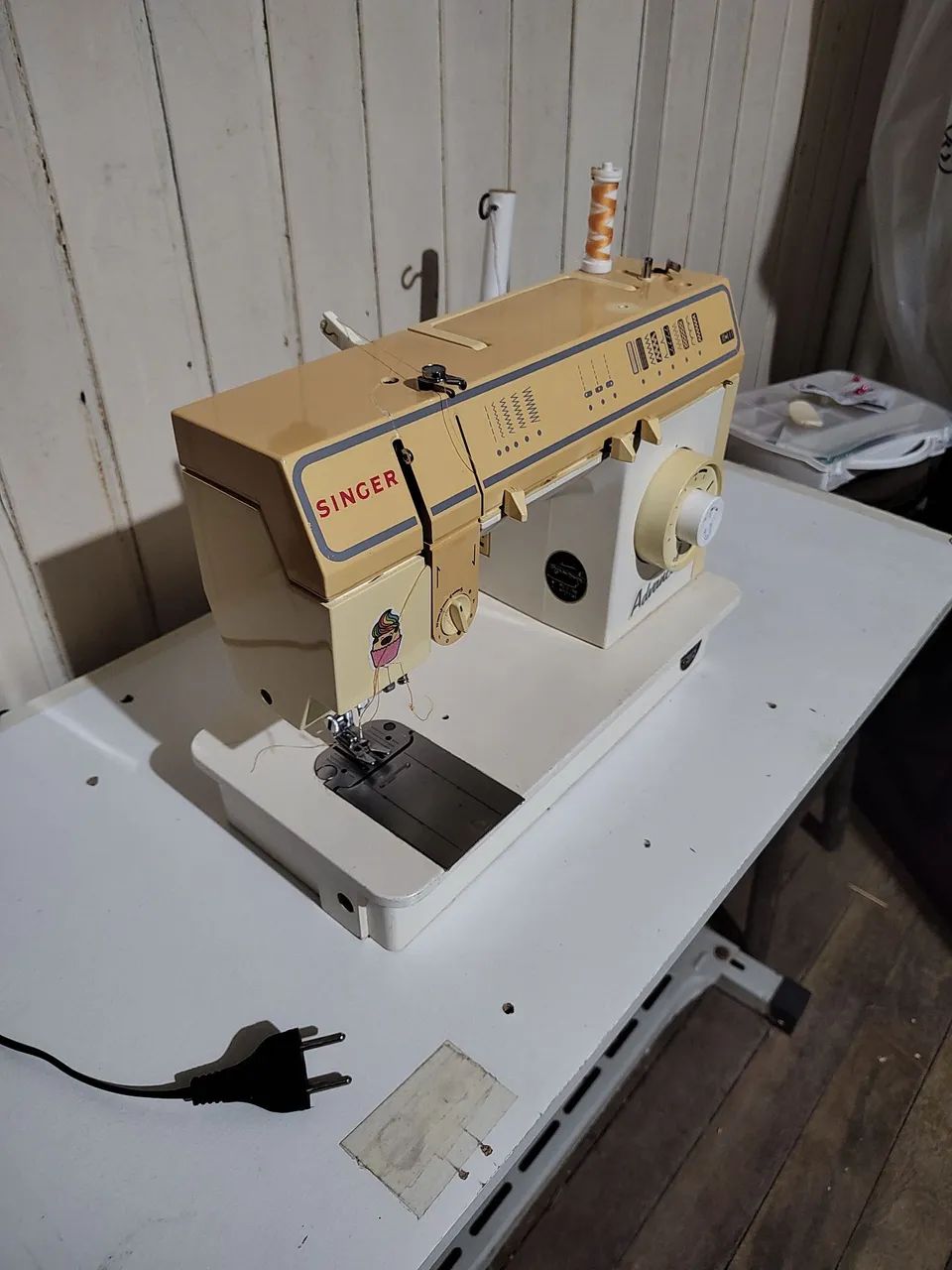 Máquina de costura 64231137142274121