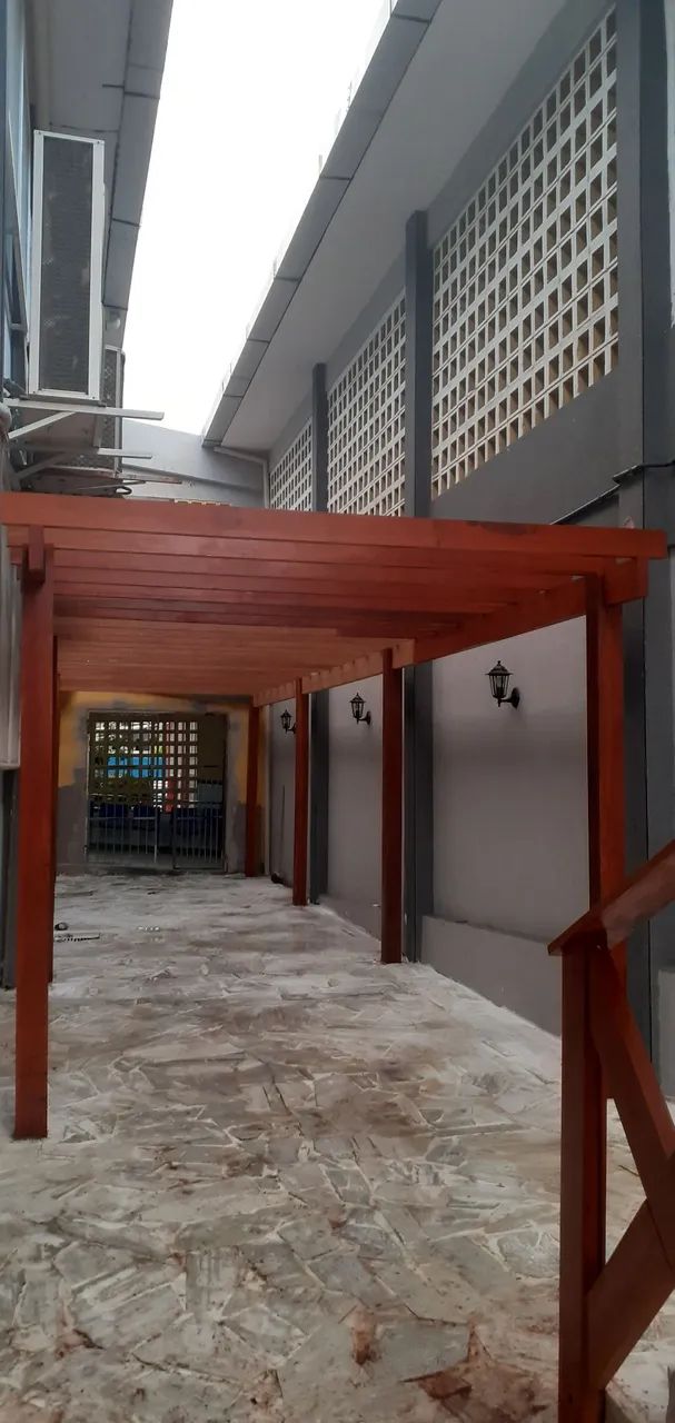 Pergolado em madeira para área externa - Foto 3