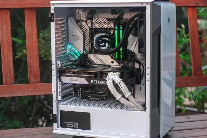 i7 10700K - 32GB - RTX 3070 - Foto 6