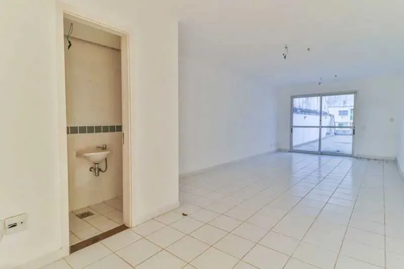 Sala / Comercial / Recreio dos Bandeirantes
