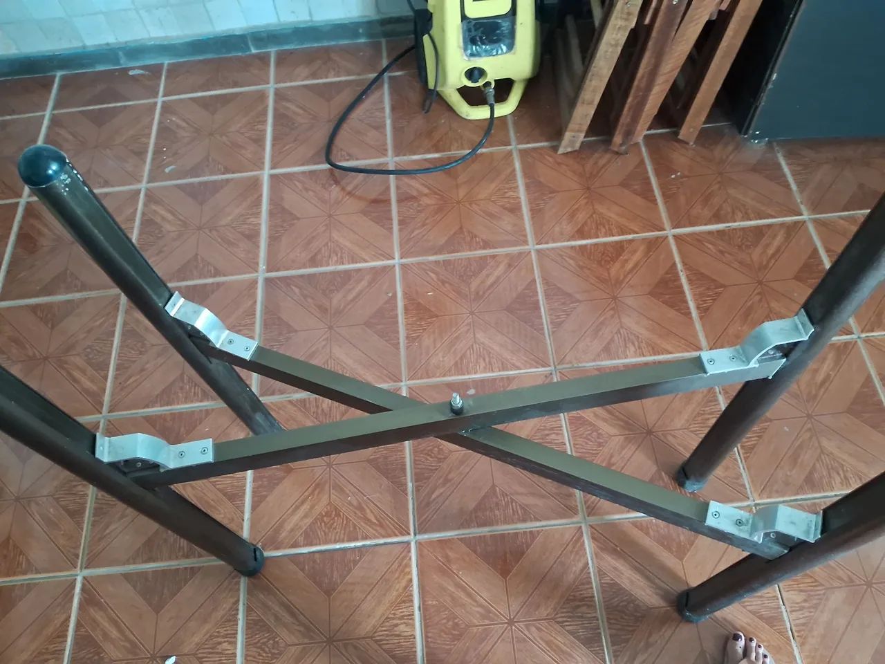 Pés dobráveis para mesa. - Foto 2