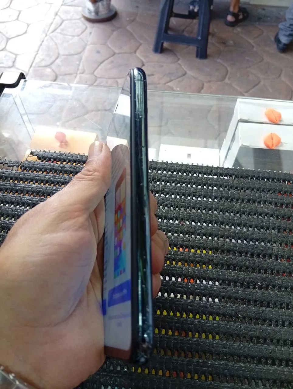 Vendo iPhone 11 pro Max excelente estado 64 GB - Foto 5