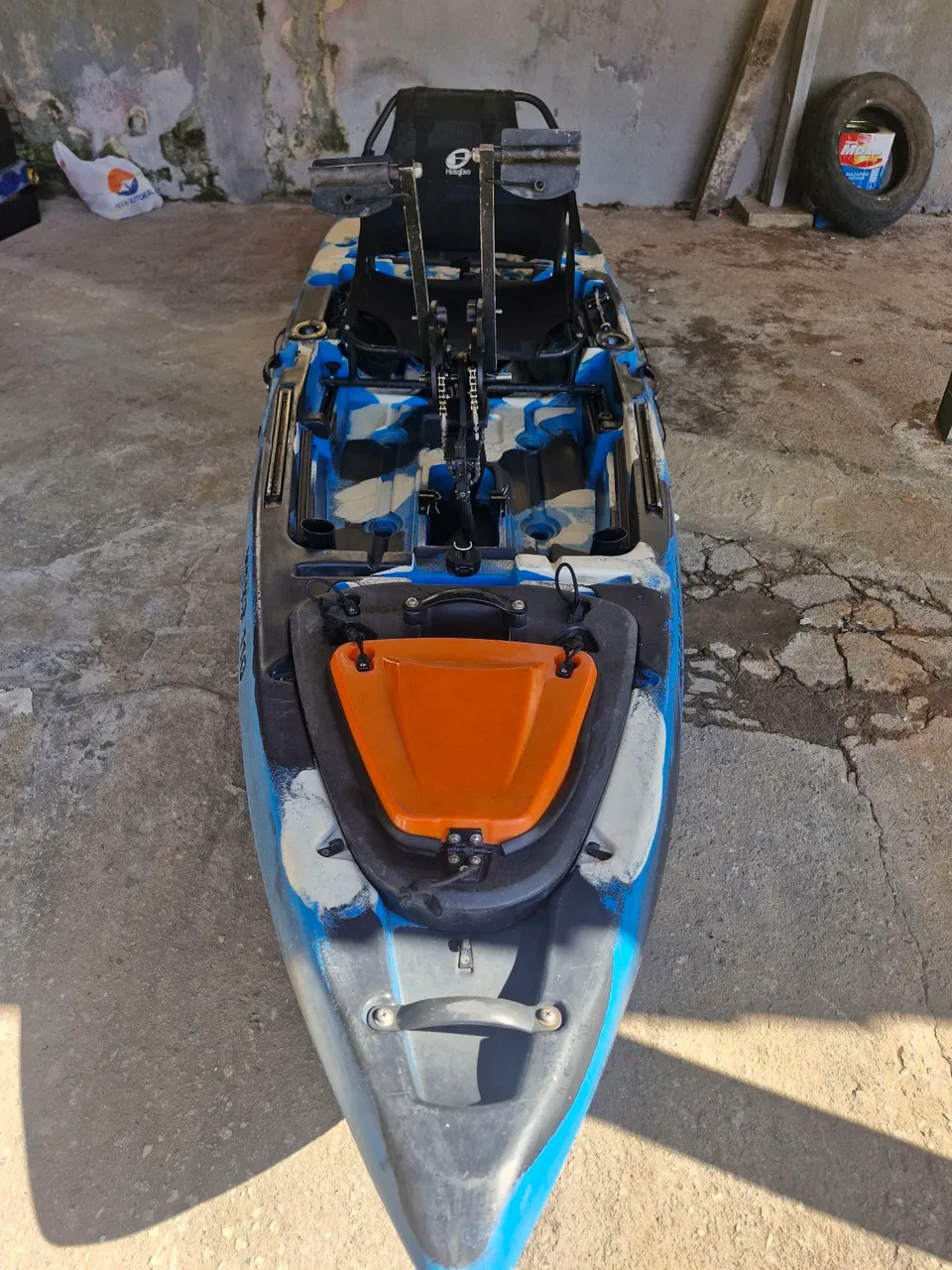 Caiaque de Pesca com Pedal - Mako 110 hidro2