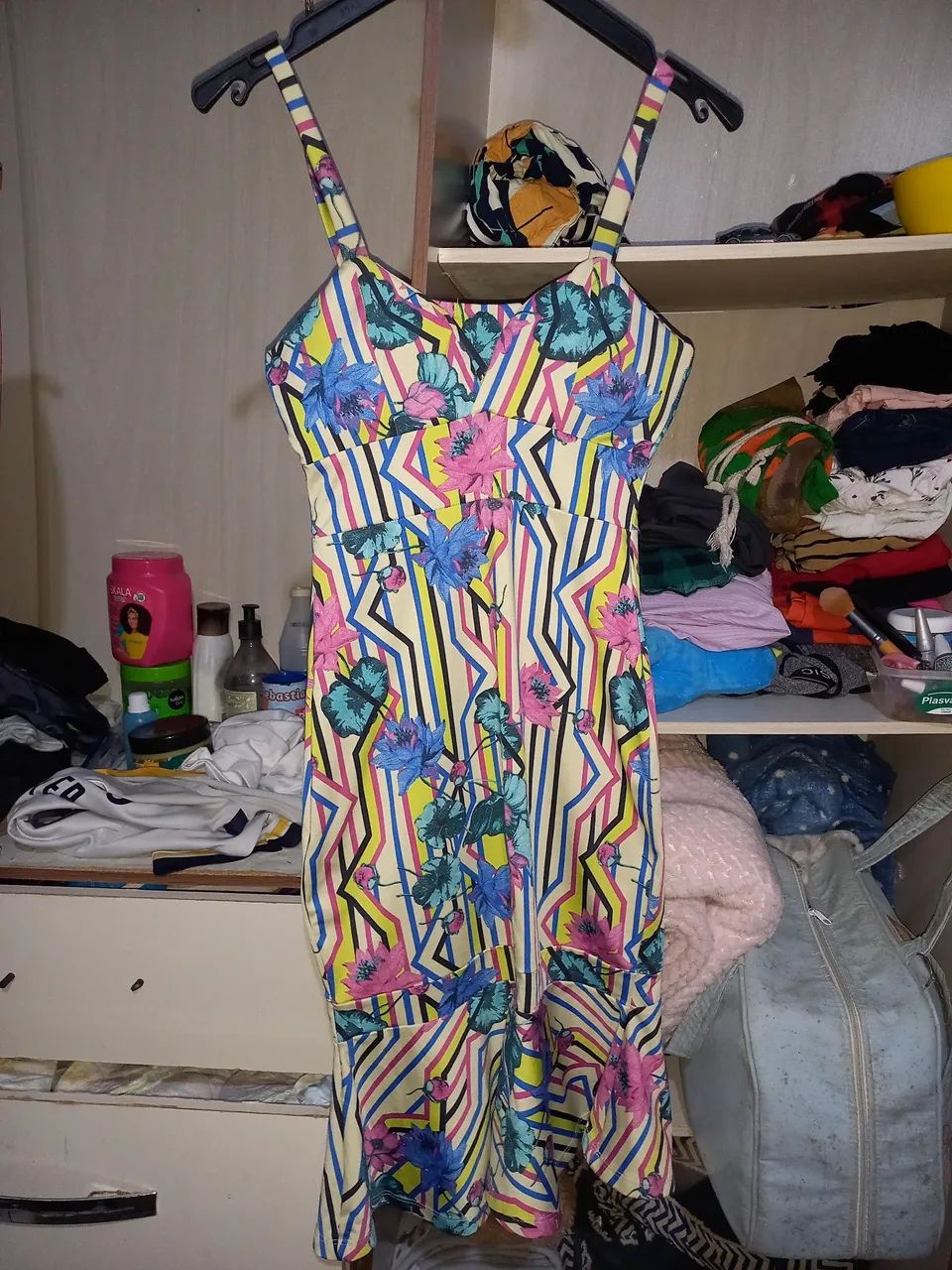 Vestido Dourado Elegante - Foto 3