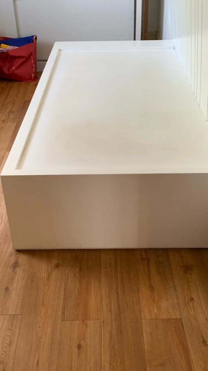 Bicama de madeira maciça laqueada de branco com 4 gavetas - Foto 4