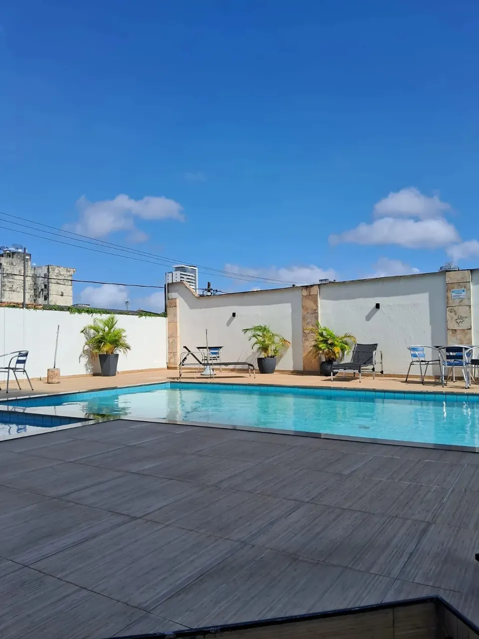 RC- VENDE APT NO ED.DOMINGOS GONZALEZ 132M2