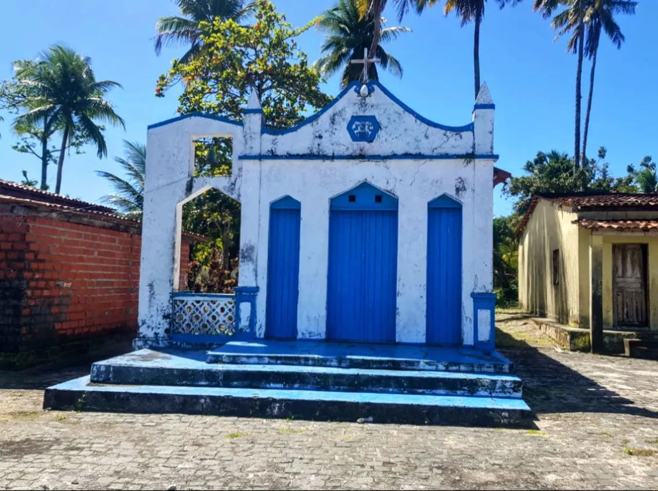 Excelente terreno com casa simples de frente para o mar em ilha paradisíaca na Bahia  - Foto 3