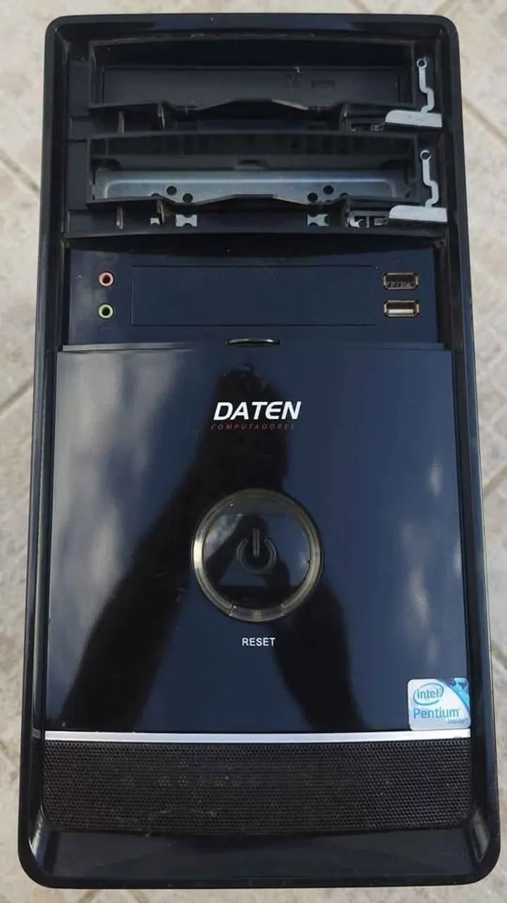 Vendo CPU no estado (com defeito) para RETIRADA de peças R$ 100 (Esse já é o menor preço) - Foto 5
