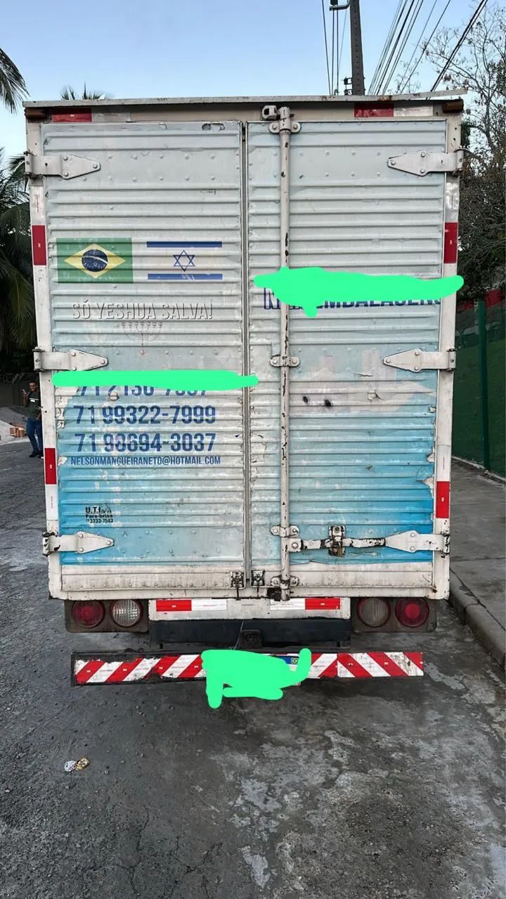 Vendo um Kia Bongo 2014/2015 - Foto 4