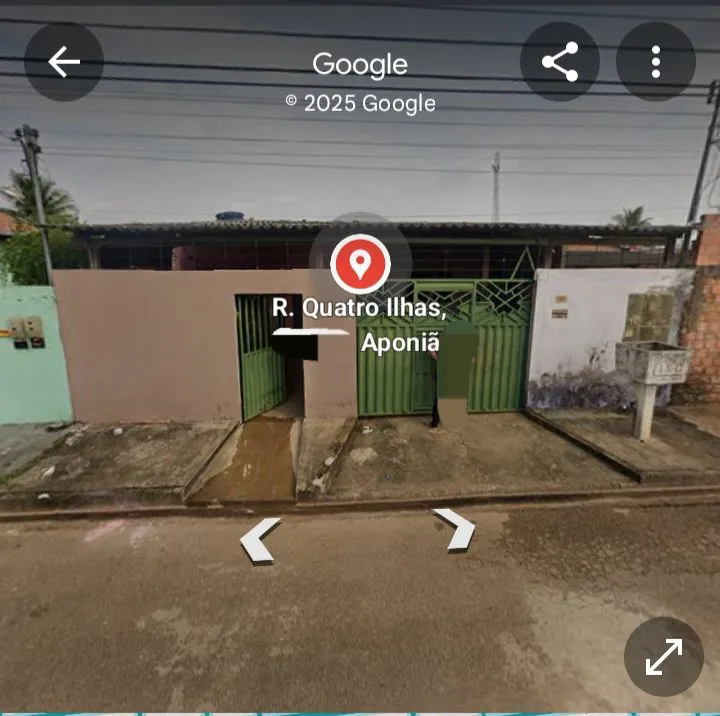 Vendo Casa com 2 Apartamentos
