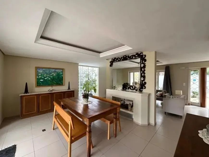 Casa com 5 Suítes no bairro Lagoa da Conceição - Foto 2