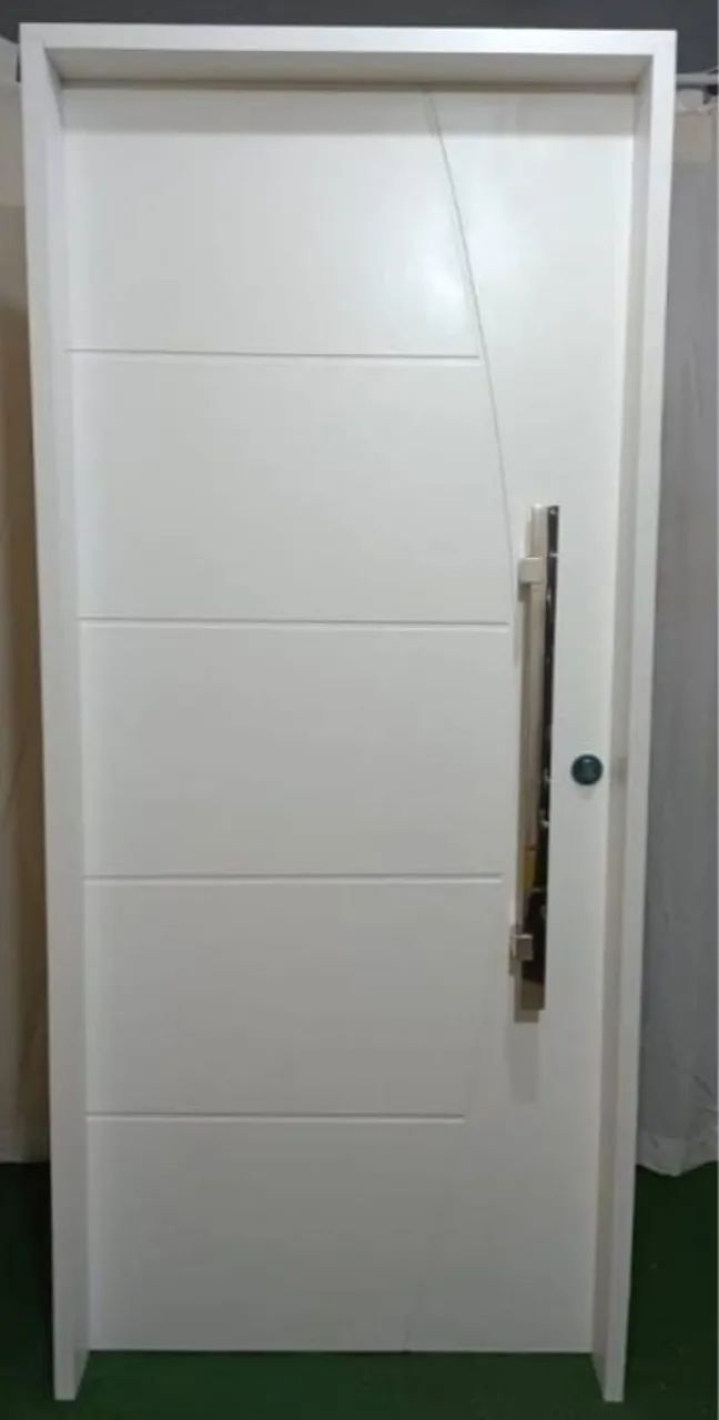 Montagem e manutenção de portas de madeira vidro e alumínio  - Foto 5