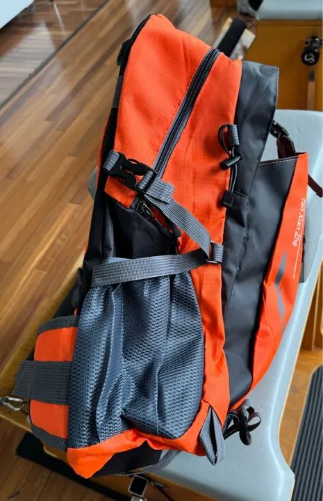 Mochila de Camping - Laranja e Cinza - Foto 4