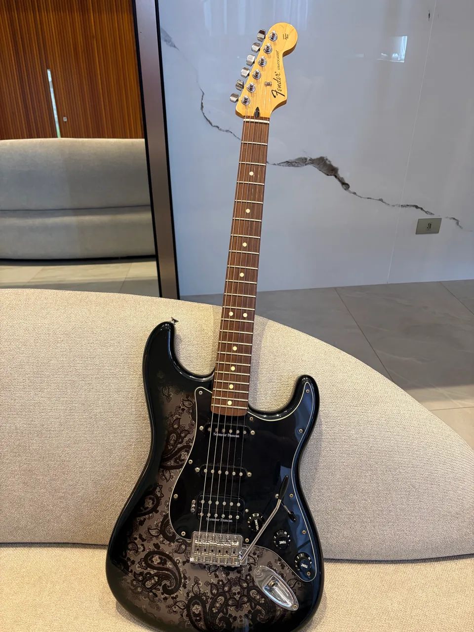 Fender Stratocaster Black Paisley MIM Factory Special Run