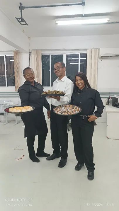 Serviço de garçom é copeiro 