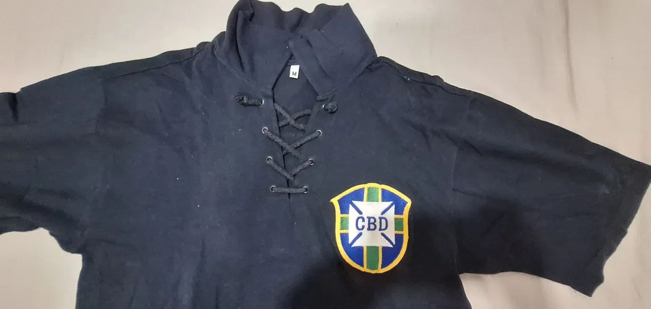 Camiseta retrô goleiro Brasil - Tamanho M - Foto 3
