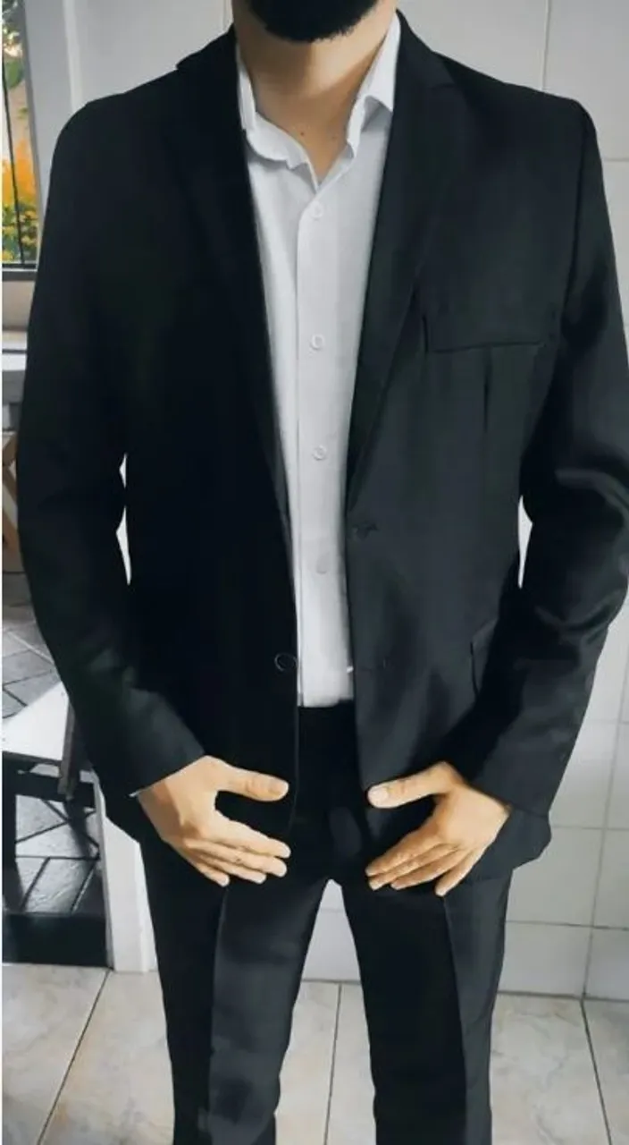 Terno Preto Clássico