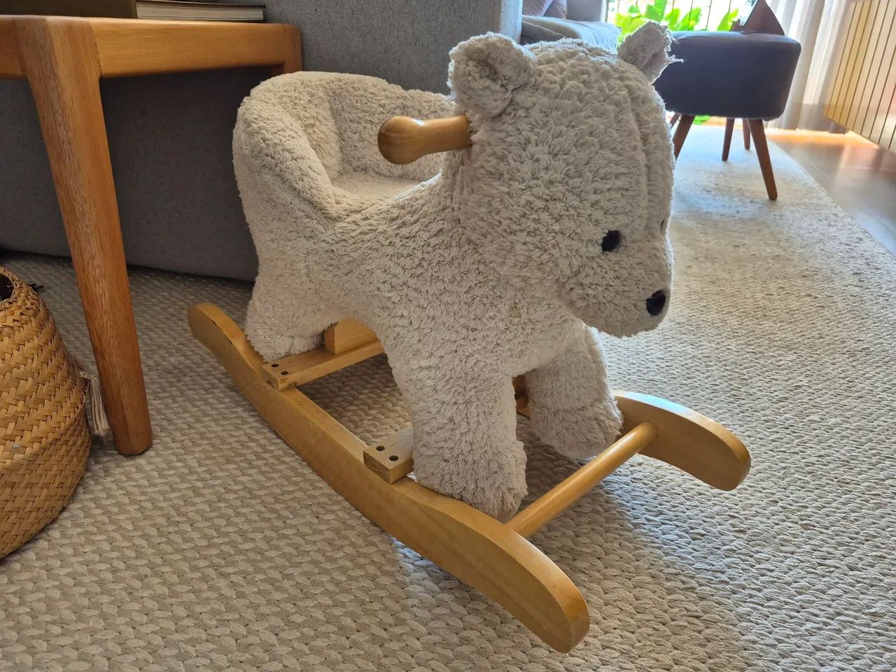 Balanço Ursinho Branco Musical - Ideal para Bebês - Foto 2