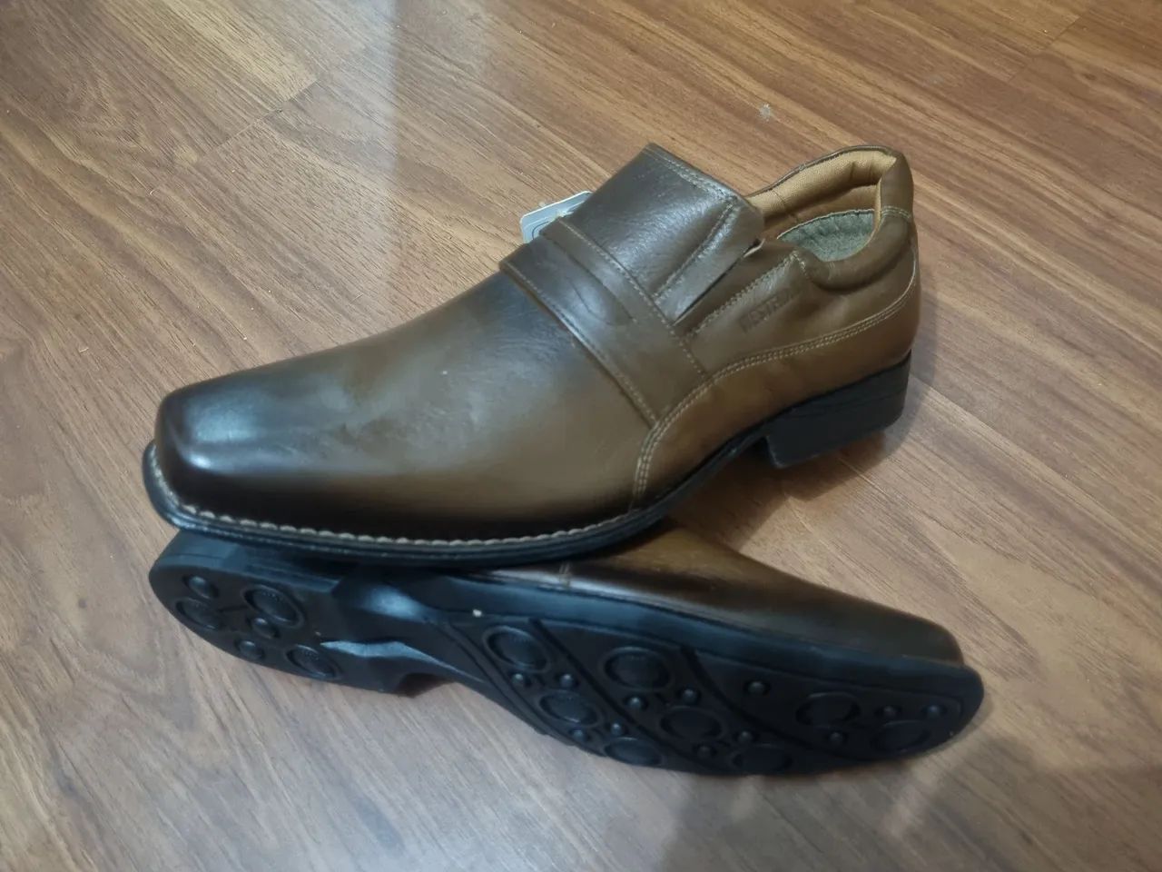 Sapato 100%  couro rosa do nilo marrom sem cadarço <br>