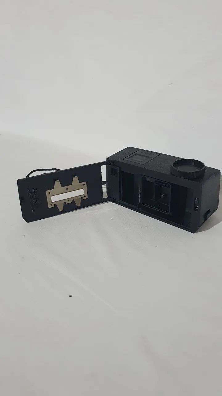 Câmera analógica Kodak Instamatic 11 na caixa manual - Foto 3