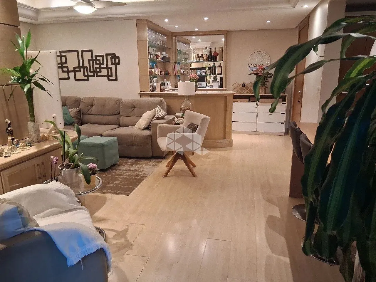 Apartamento de 3 quartos no Menino Deus