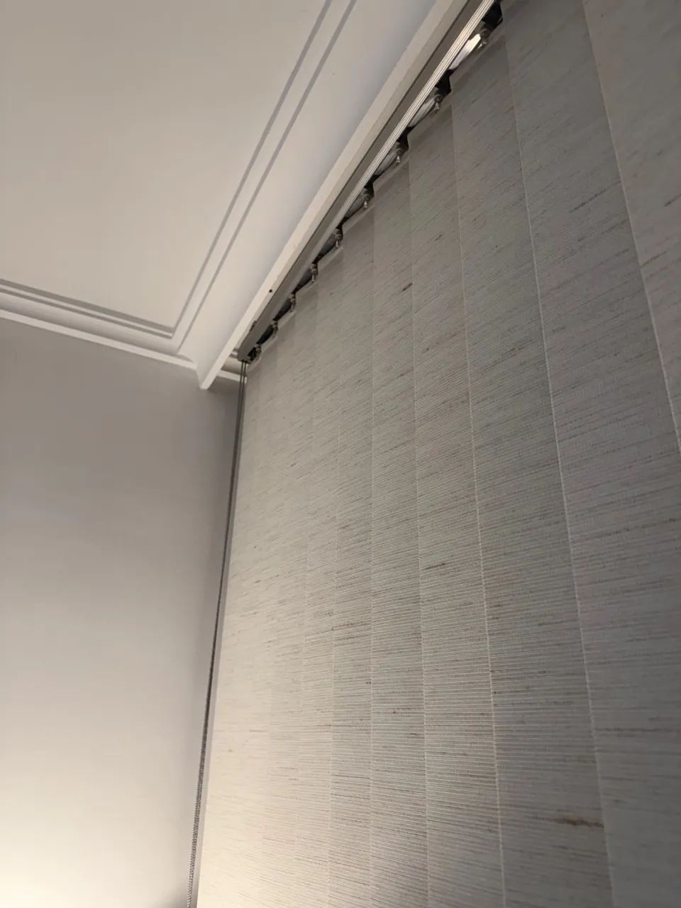 Persianas Verticais Teto/Piso - Foto 4