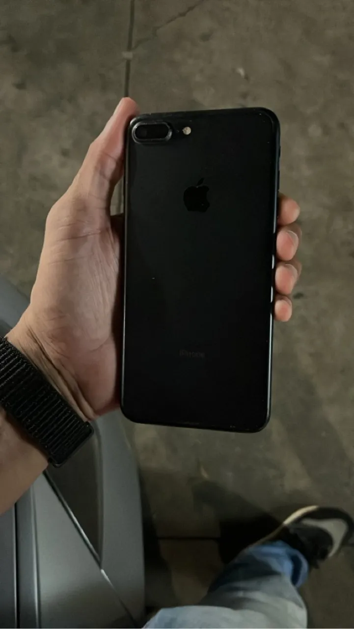 iPhone 7 Plus vendo ou troco por iPhone 8