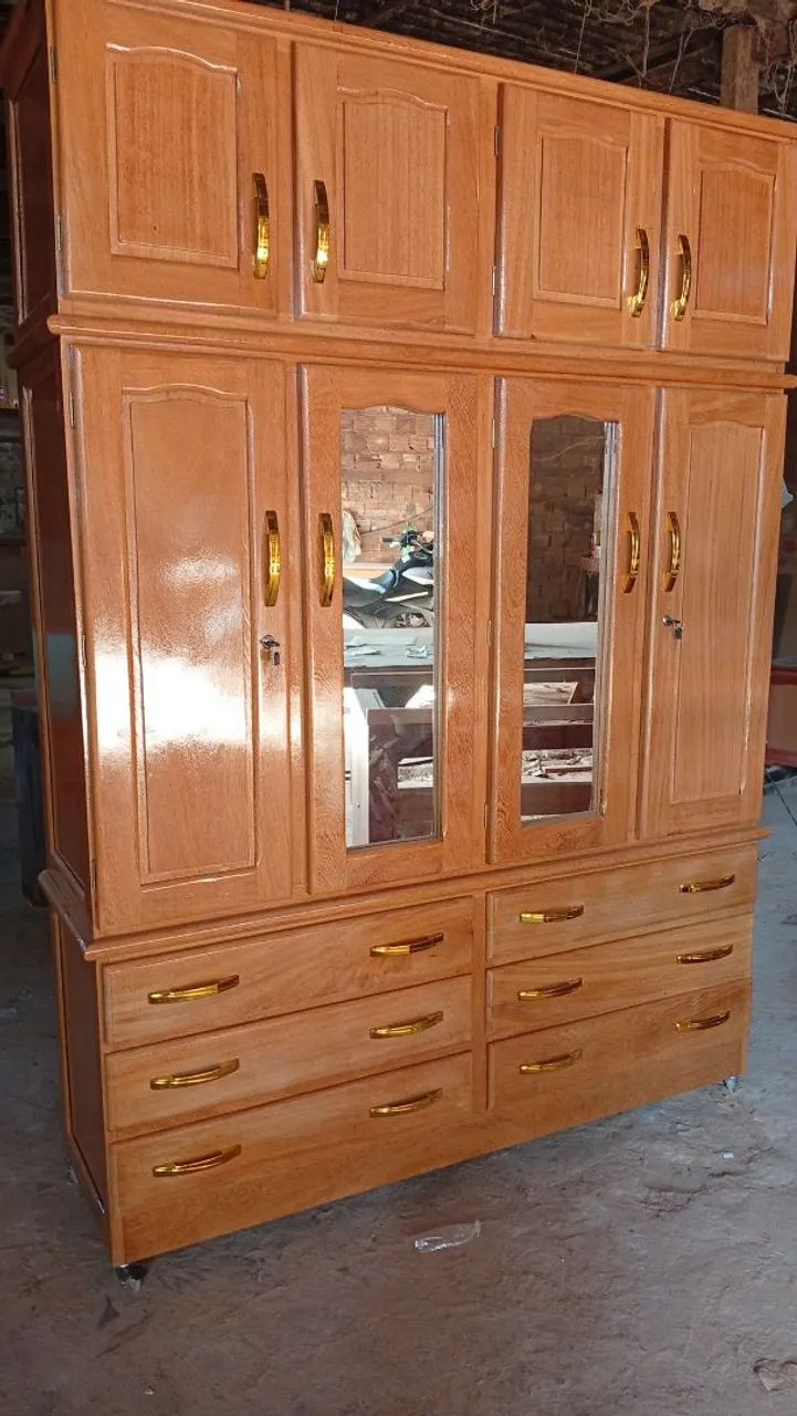 Guarda roupa casal 4 portas 