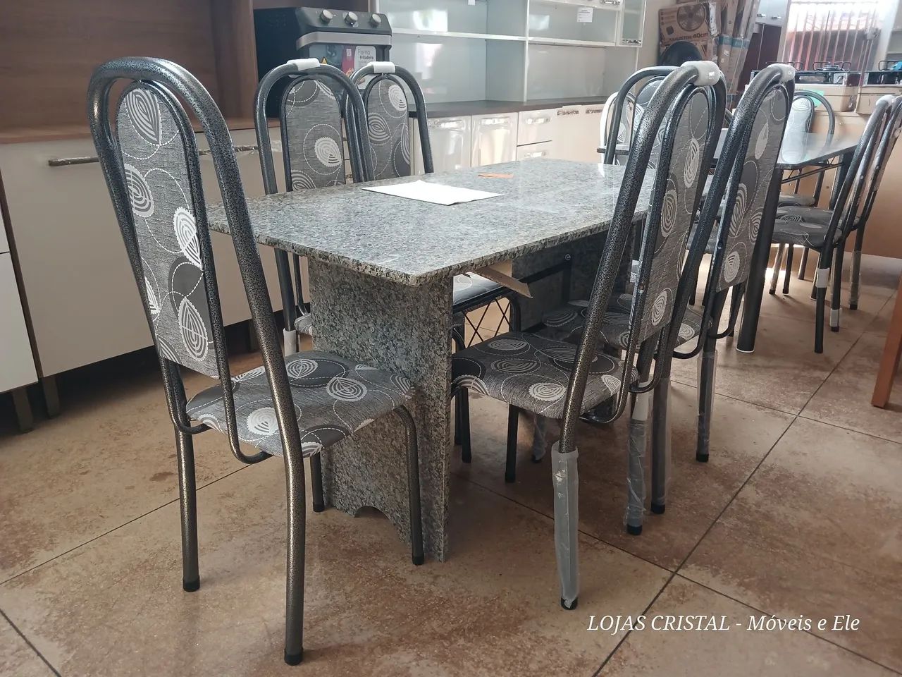 Mesa de Jantar em Granito com 6 Cadeiras