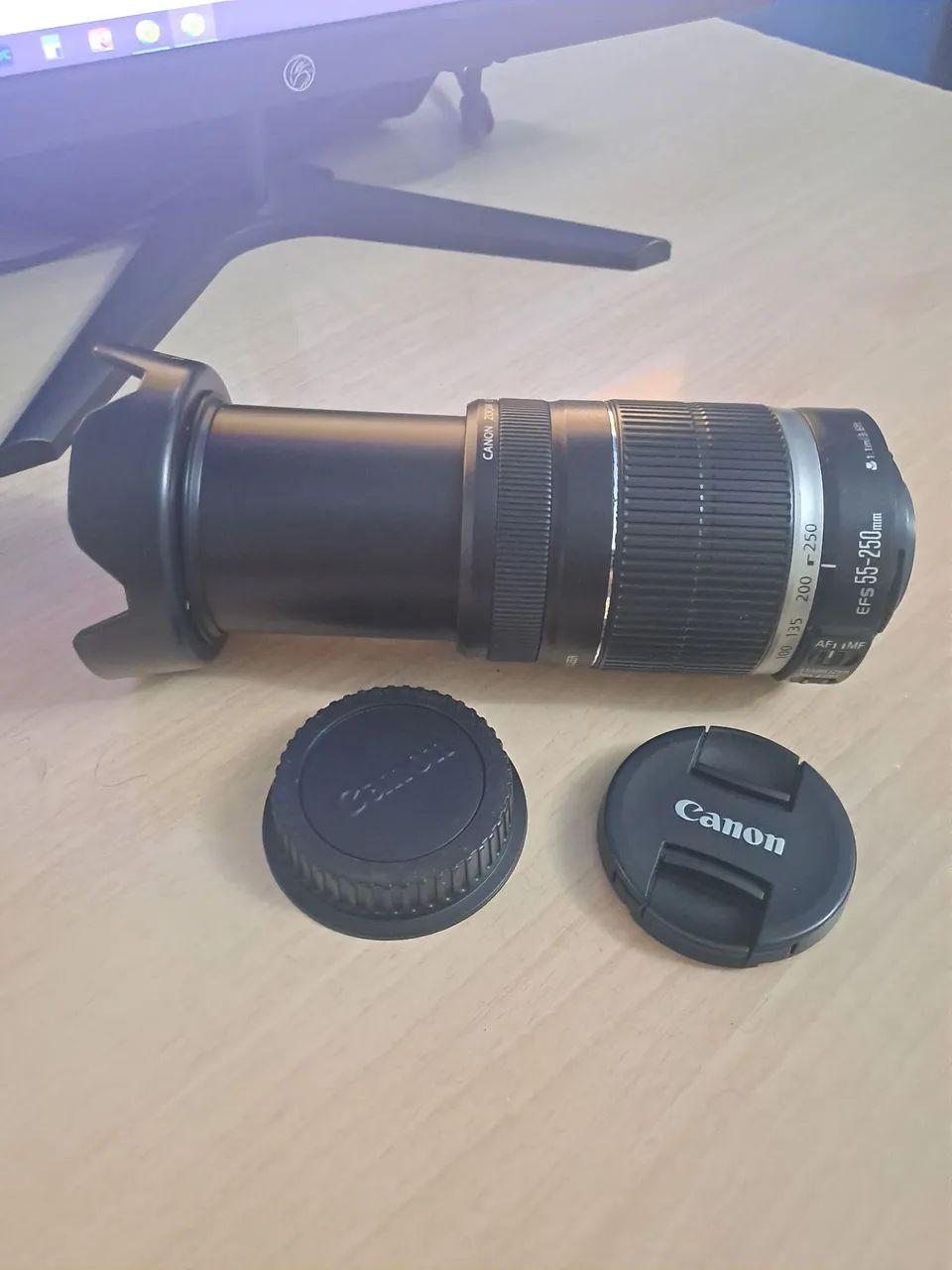 Lente Canon Ef-s 55-250mm F/4-5.6 Is Canon Ef-s Preto (Usado) - Foto 5