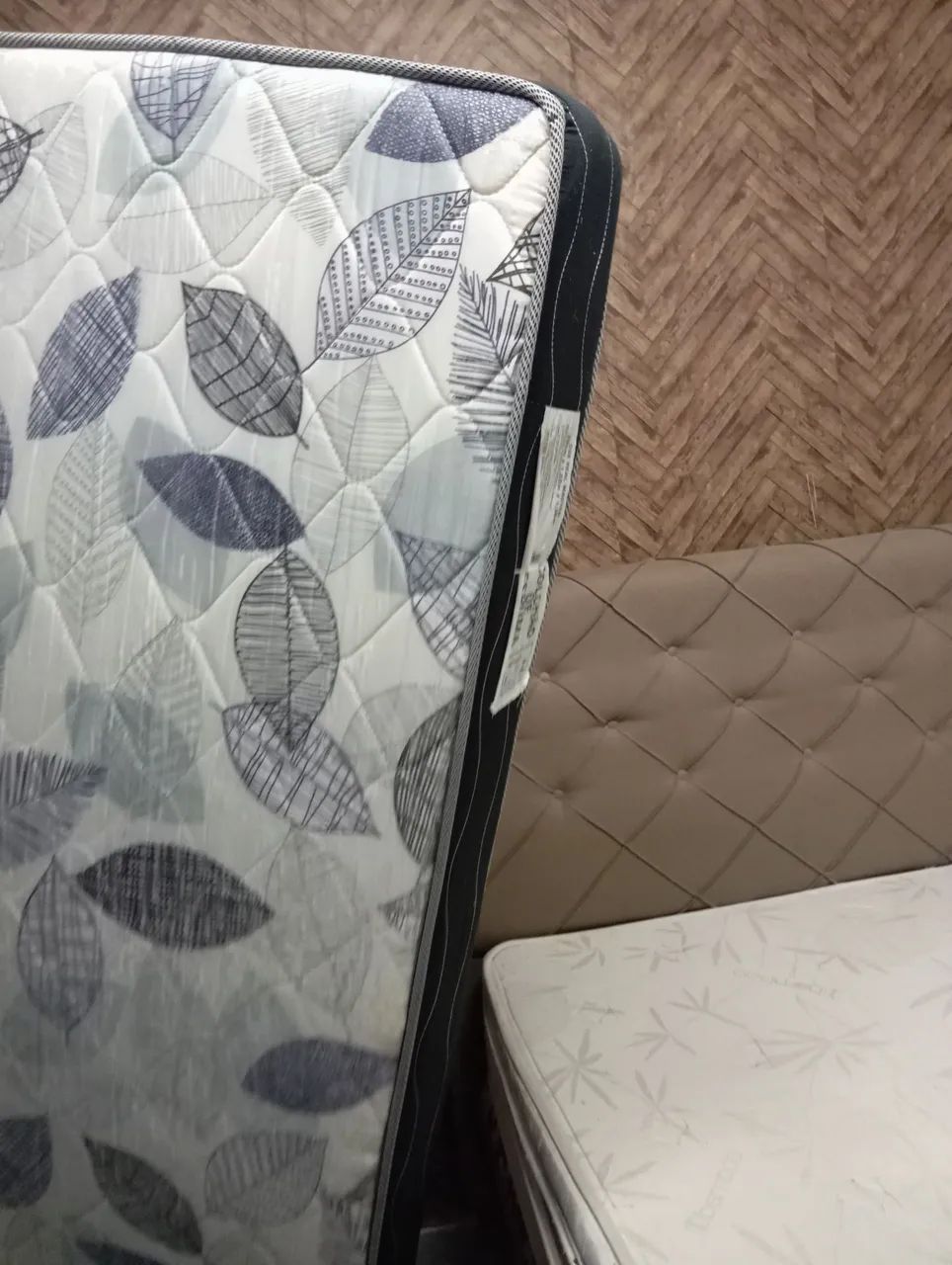 Colchão semi-novo em pouco tempo usado - Foto 2